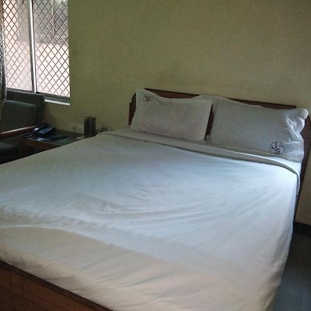 Hotel Jaysanthi Ooty Exterior foto