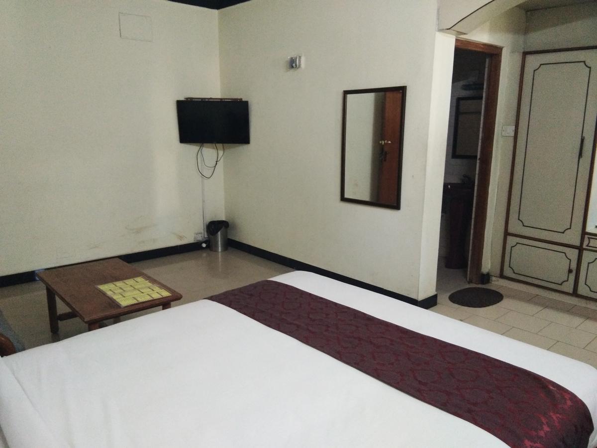 Hotel Jaysanthi Ooty Exterior foto