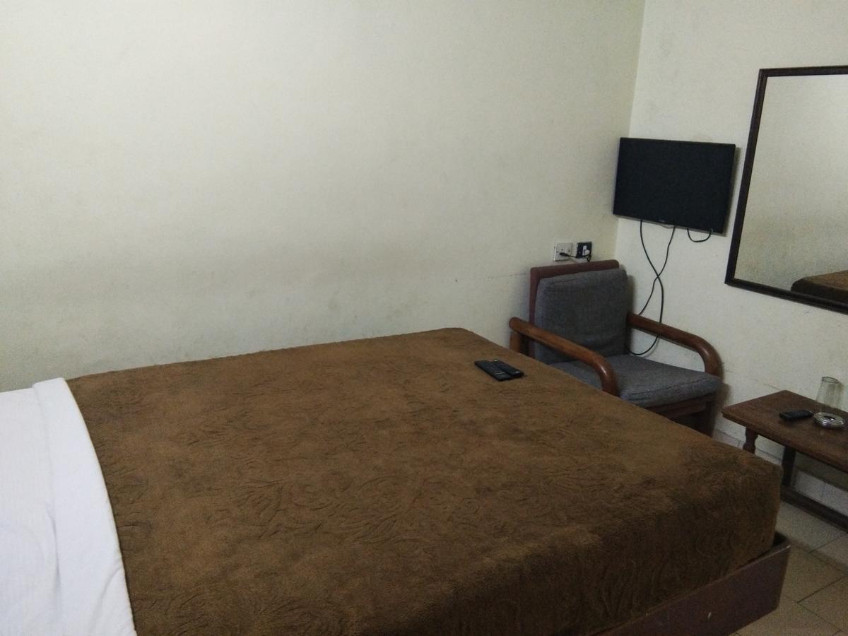 Hotel Jaysanthi Ooty Exterior foto